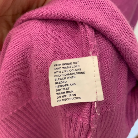 Elegant Sequin Magenta Knit Cardigan w/ Front Hook Closure - Picture 11 of 11